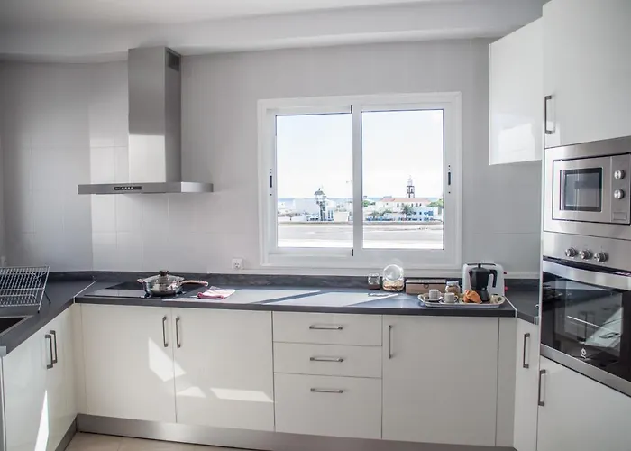 Rincon Marinero With Large Terrace And Views Apartamento Arrecife (Lanzarote)